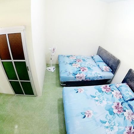 יוגיאקרטה Ngadiwinatan Alleyway Guest House Jogja מראה חיצוני תמונה