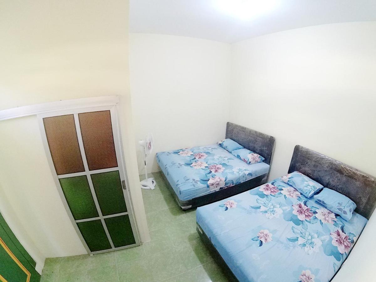 יוגיאקרטה Ngadiwinatan Alleyway Guest House Jogja מראה חיצוני תמונה
